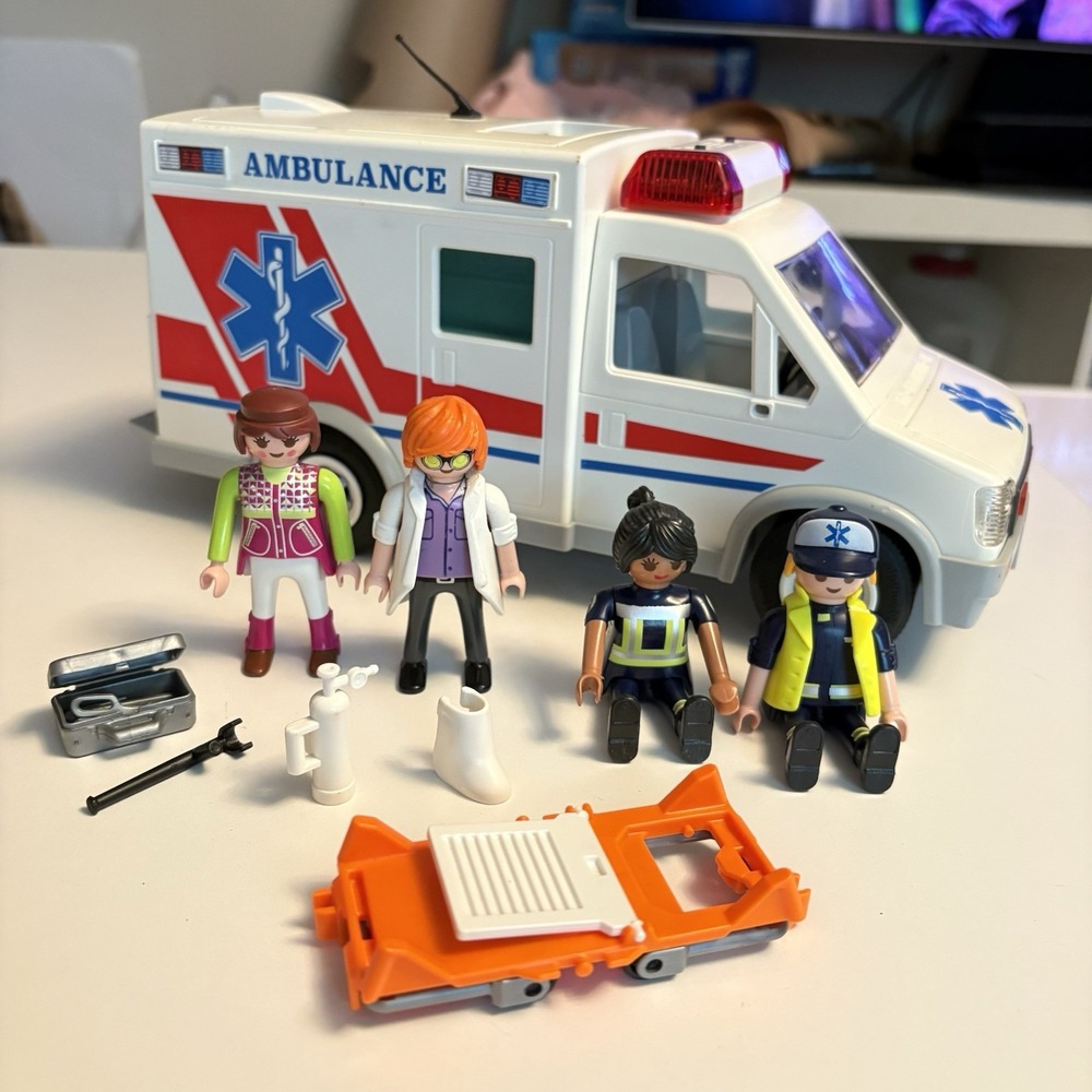Playmobil City Action Ambulance #71232 Lights Sounds Incomplete Rescue Vehicle